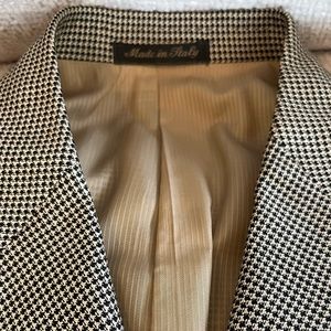 Pal Zileri  gold tone sport coat made in Italy.